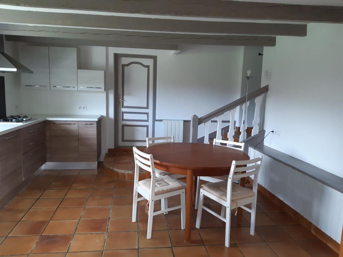 Gite Ferme De Stanger Carhaix-Plouguer Exterior foto